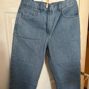 Christopher Banks Ladies Capri Jeans W/Bling/Sequined Designed Rolled Cuffs Sz 8